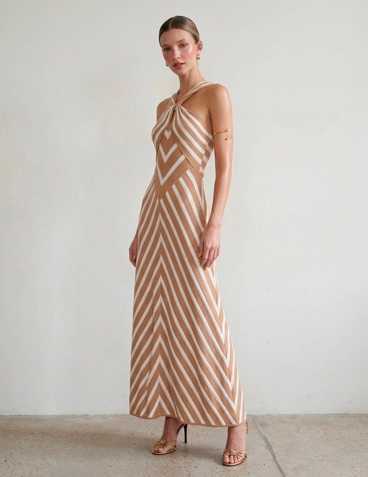 VESTIDO KENDALL